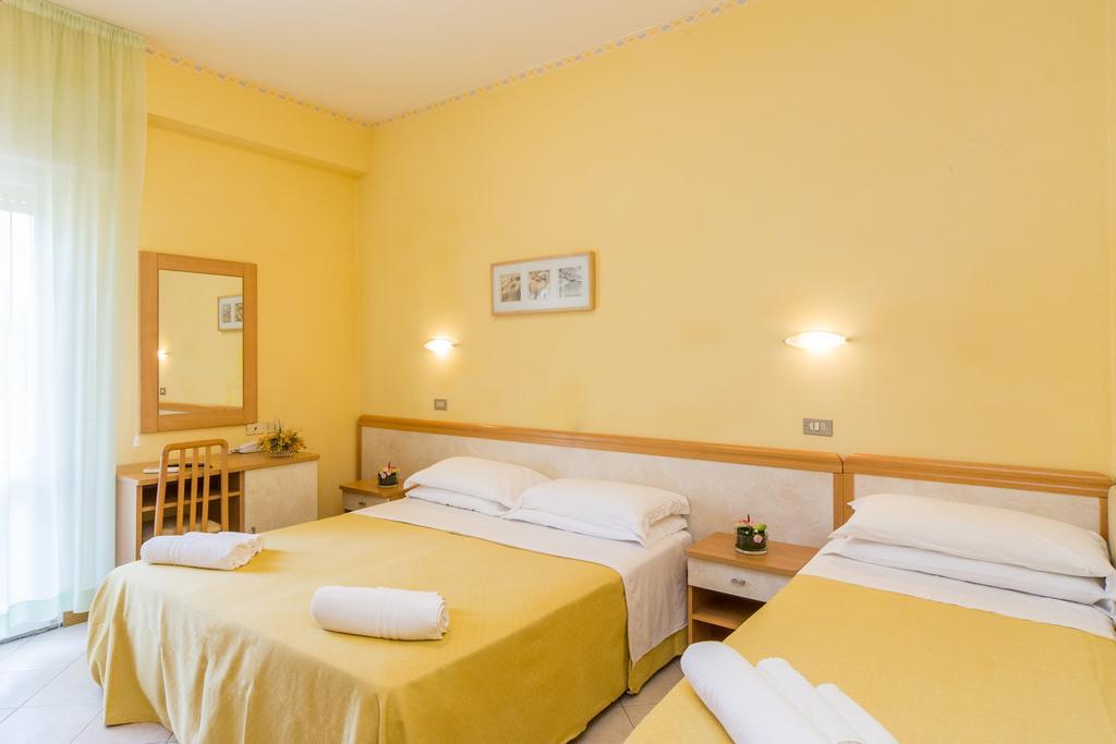 Hotel Rita Riccione Ngoại thất bức ảnh