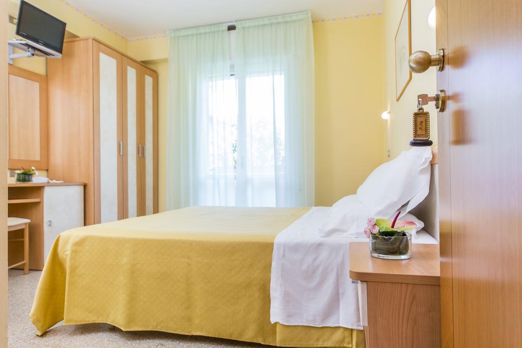 Hotel Rita Riccione Ngoại thất bức ảnh